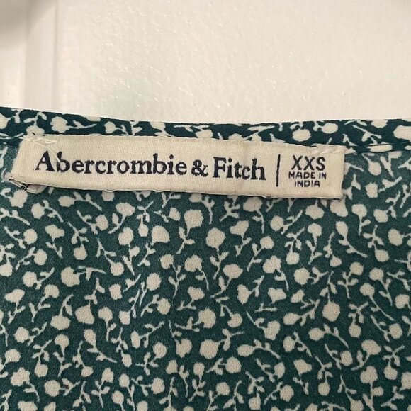 Abercrombie & Fitch Green Floral Long Sleeve Top - Picture 3 of 4